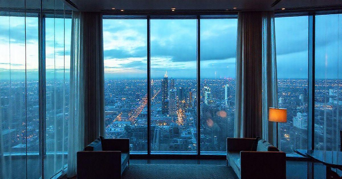 Cortina de Vidro: A Solução Ideal para Ambientes Modernos e Elegantes